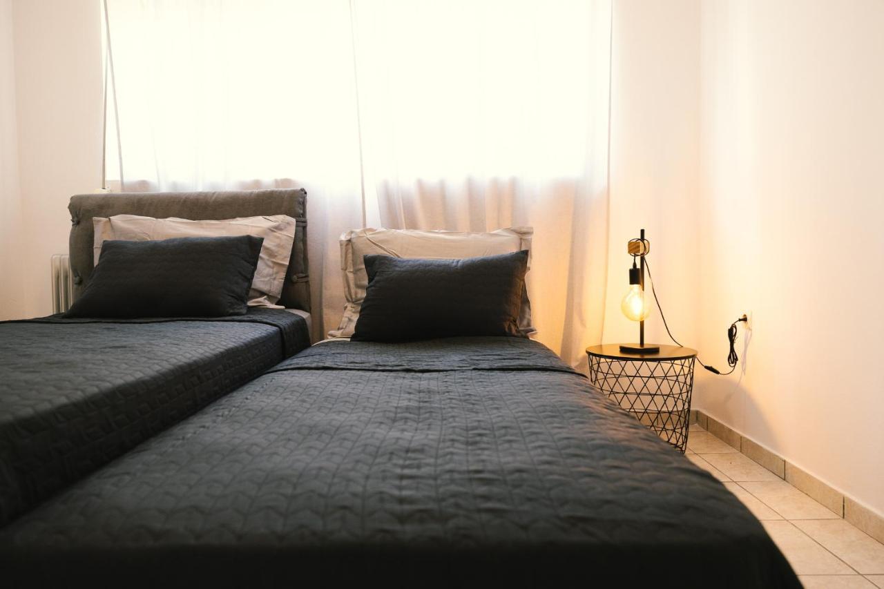 Spacious Apartment Close To The Sea And The City Center เอเธนส์ ภายนอก รูปภาพ